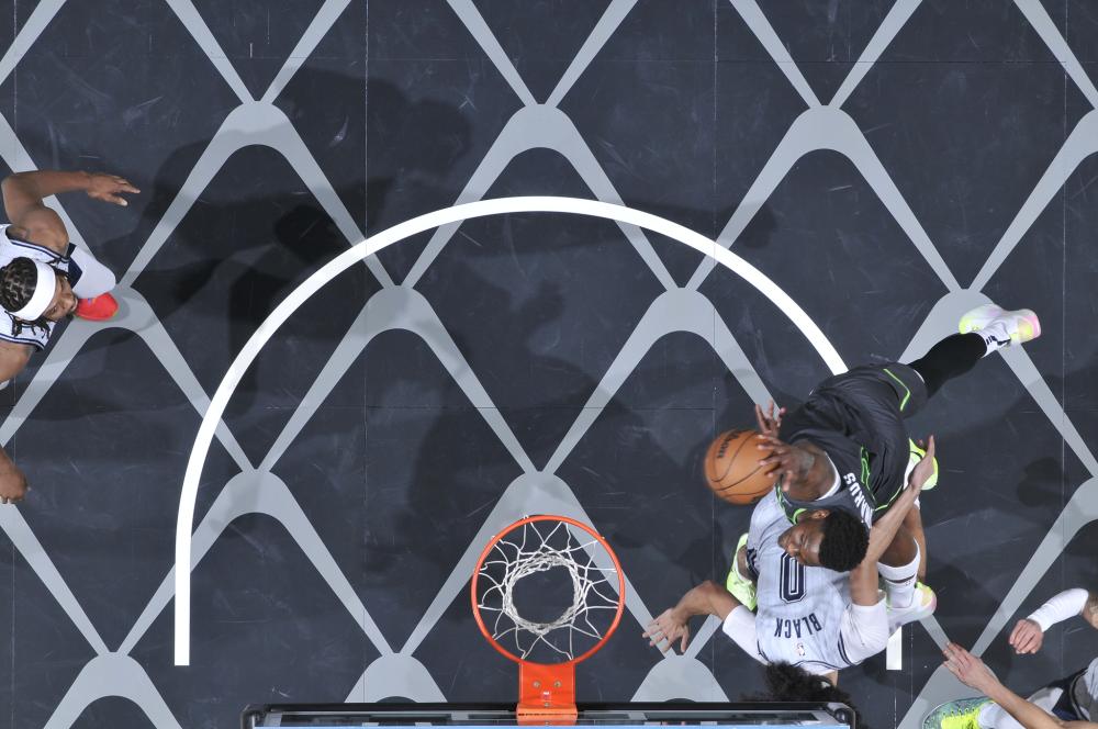 坚韧不拔的 坚韧不拔的