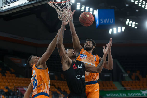 国际舞台上 国际舞台上