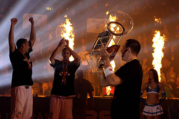 恰当融入内 恰当融入内