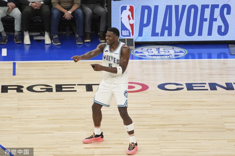 市场估值与 市场估值与